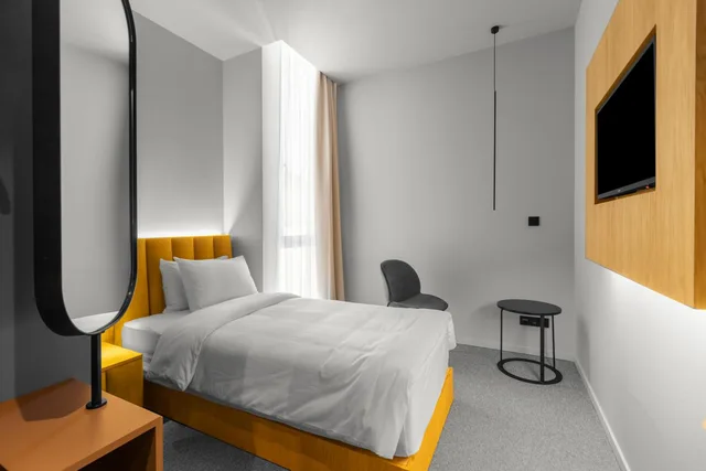 Solo Room، Episode Tbilisi 1/1