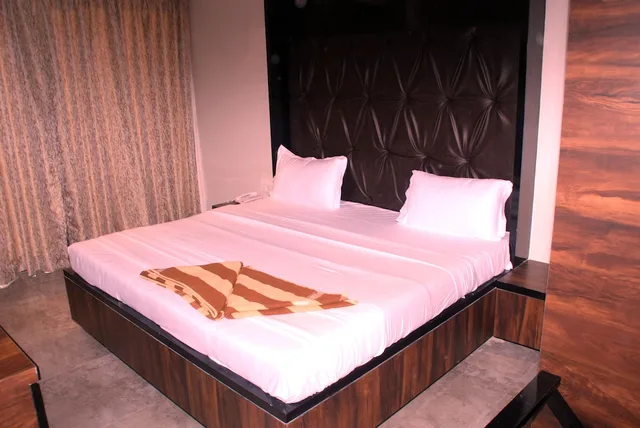 غرفة بريميوم بإطلالة على المدينة بشرفة، HOTEL APAAR 6/10