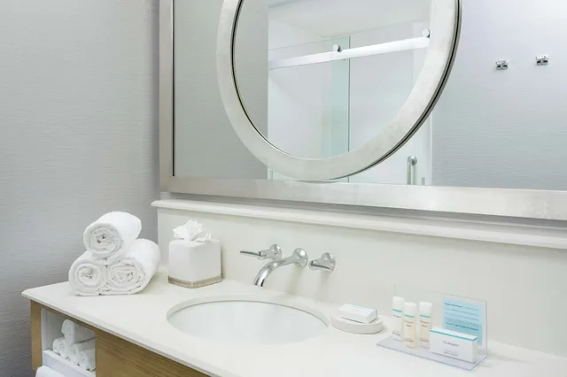 استوديو بسرير كينج مع أريكة لذوي الإعاقة، Hampton Inn & Suites Napa 8/10