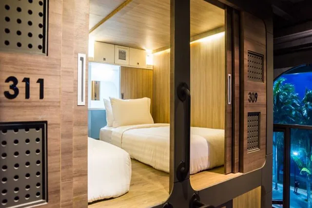 Capsule, Twin Beds، Nonze Hostel 4/4
