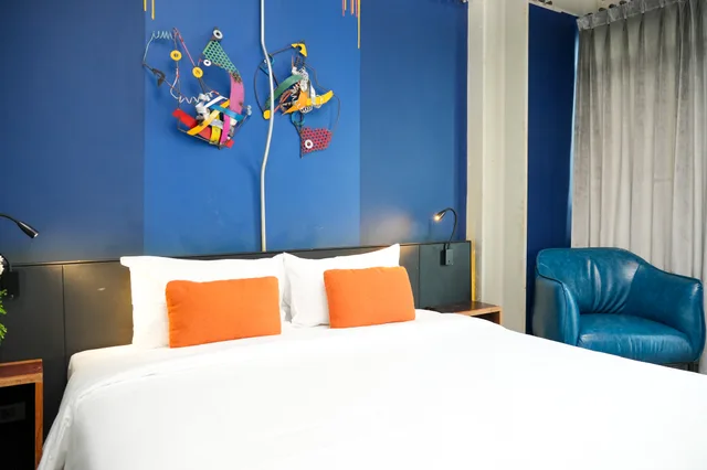 غرفة بسرير مزدوج بشرفة، Mestyle Garage Hotel 4/6