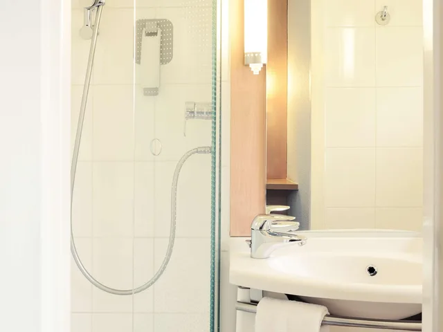 غرفة قياسية بسريرين منفصلين، ibis Portsmouth Centre 5/6