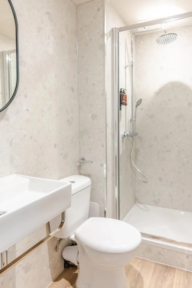 غرفة سوبيريور بسرير مزدوج، Brooks Hotel Edinburgh 7/8