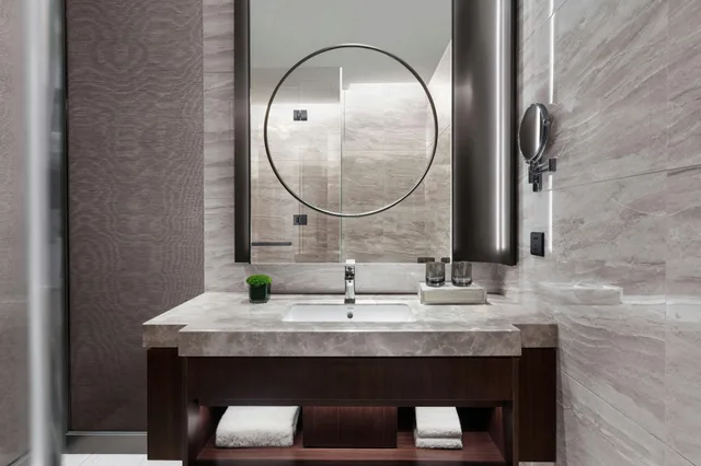 غرفة بسرير مزدوج، Courtyard by Marriott Suzhou Mudu 2/2