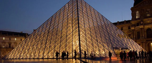 غرفة مفردة بسرير مزدوج، France Louvre 1/1