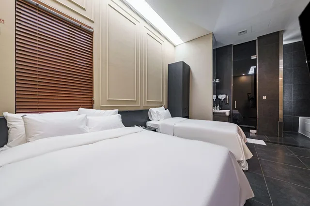 غرفة عائلية بسريرين منفصلين، Starhills Hotel 2/8