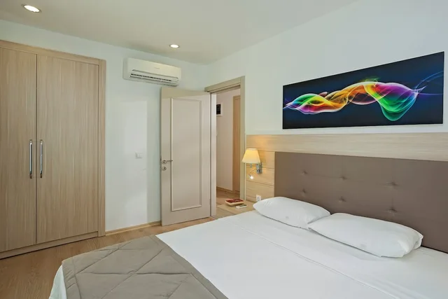 1 Bedroom, Apartment, Double Bed, The Room Hotel & Apartments 1/3