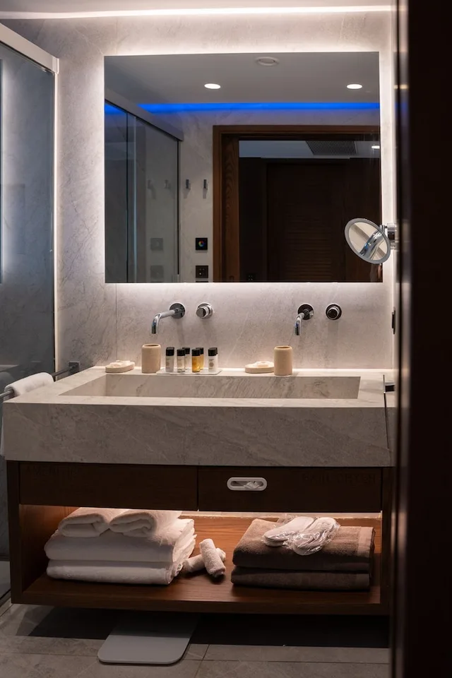 Open Plan, Luxury, Suite, King Bed, Sea Front, Shared Pool, 2 Sofa، Nana Royal Premium Resort & Spa 9/9