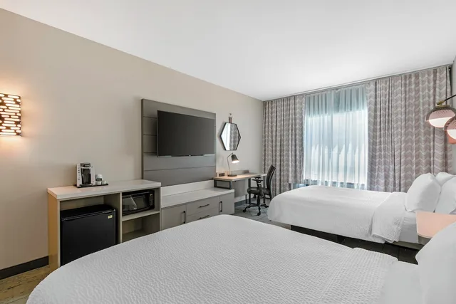 Standard, King Bed, Accessible, Holiday Inn Express & Suites Clemson - Univ Area 3/8