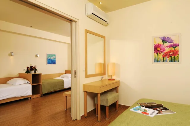 غرفة عائلية، Akrotiri Beach - Adults Only 7/9