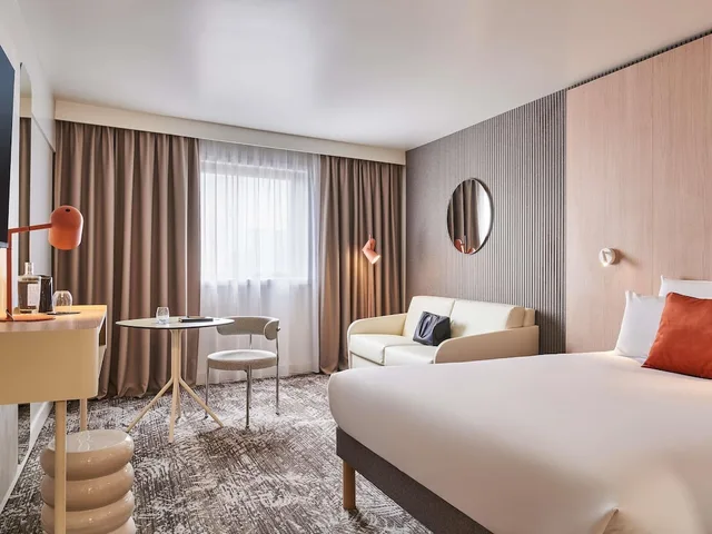 غرفة تنفيذية بسرير كوين مع أريكة، Novotel Paris 13 Porte d Italie 6/10
