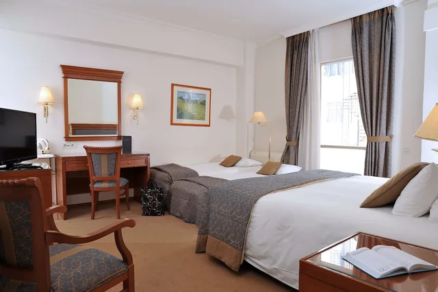 غرفة سوبيريور رباعية، Athens Atrium Hotel 1/1