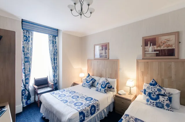 غرفة ثلاثية بثلاثة أسرّة، Argyll Guest House 1/6