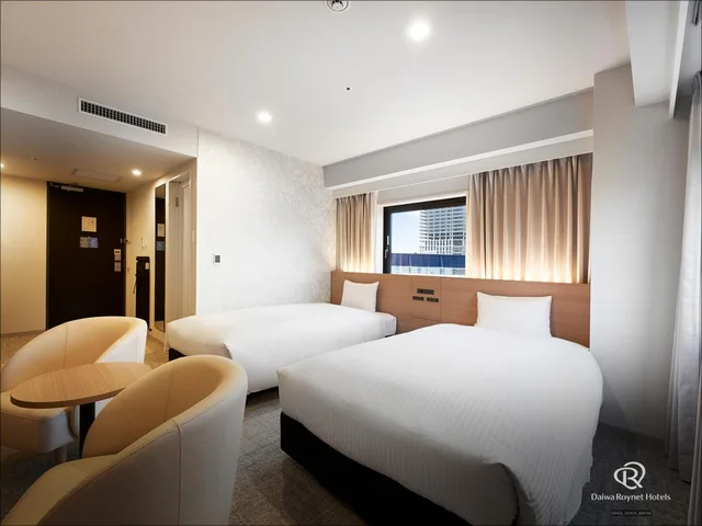 غرفة قياسية بسريرين منفصلين للمدخنين، Daiwa Roynet Hotel Yokohama Koen 2/2