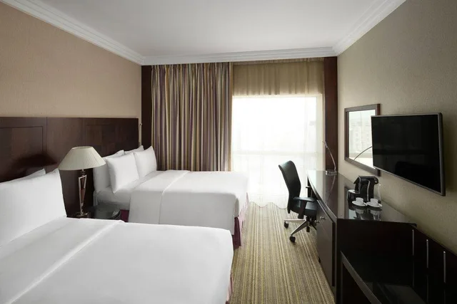 Swiss, Executive, Twin Beds، فندق كراون بلازا جدة(Crowne Plaza Jeddah) 1/2