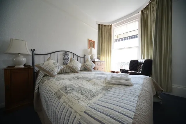 Suite, Double Bed, Sea View, Balcony, Marine View 1/8