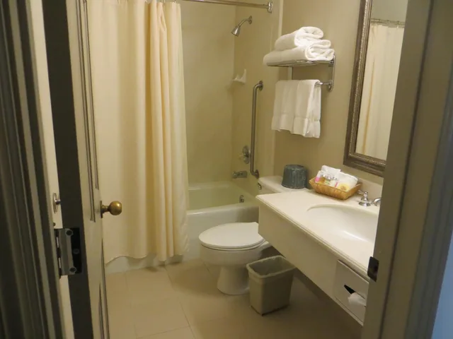 جناح بسريرين مزدوجين بغرفتي نوم، Cow Hollow Inn 5/8