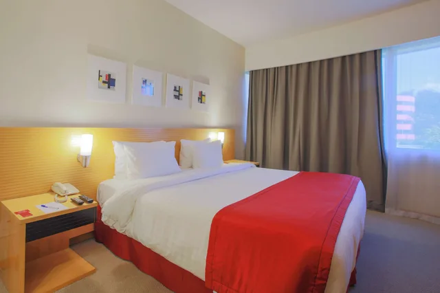 غرفة قياسية بسرير كينج، Golden Tulip Brasilia Alvorada 3/10