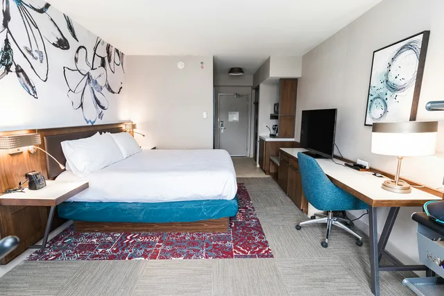 Fitness, King Bed، HILTON GARDEN INN FAIRFAX 2/7