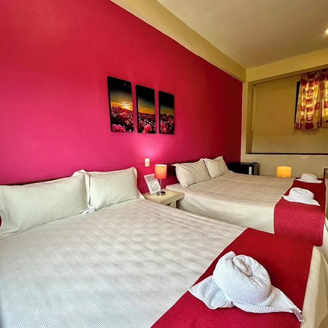 1 Bedroom, Family, King and Queen Bed, Barranquilla Hotel 4/10