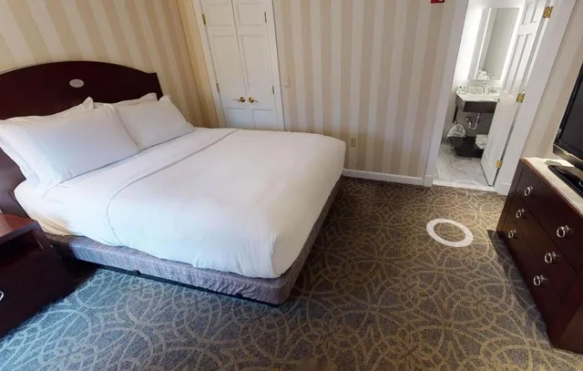 Orvis, Deluxe, Suite, Queen Bed، Inns At The Equinox 1/3