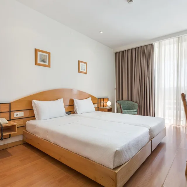 غرفة قياسية بسريرين منفصلين، Hotel do Parque 1/4