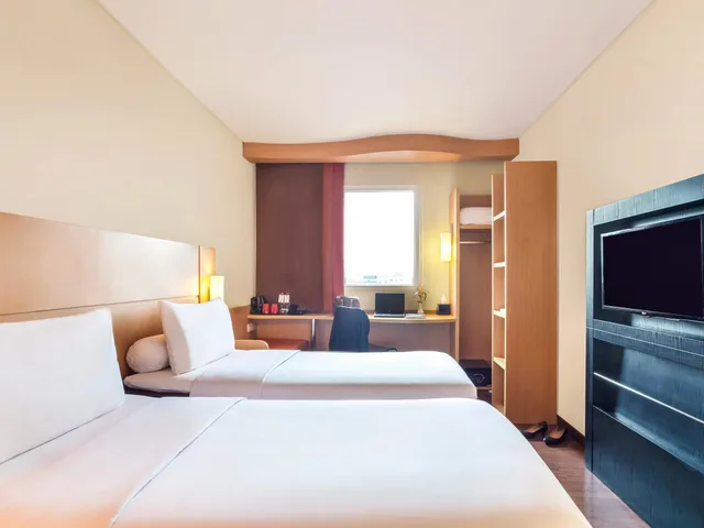 غرفة قياسية بسرير مزدوج، Ibis Surabaya City Center 1/7