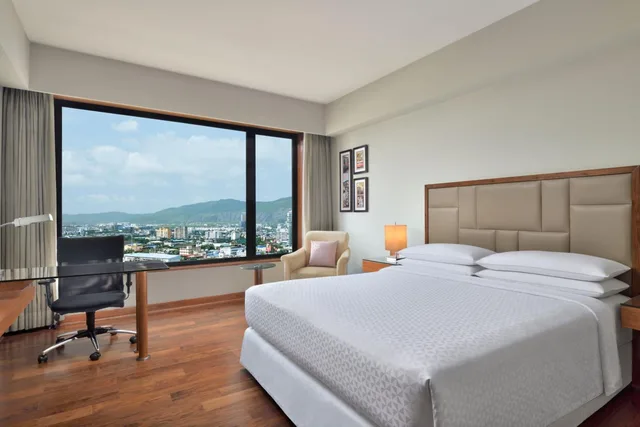 غرفة ديلوكس بسرير كينج، Four Points By Sheraton Navi Mumbai Vashi 3/5