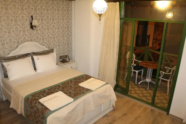 غرفة ديلوكس بسرير كينج بشرفة، Celsus Boutique Hotel 1/5