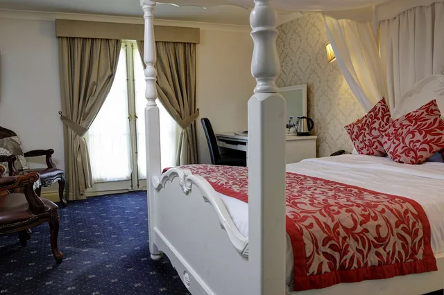 غرفة بسرير مزدوج، Normanton Park Hotel, BW Signature Collection 2/5