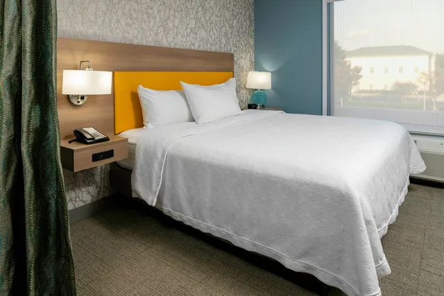 استوديو بسرير كينج لذوي الإعاقة، Home2 Suites by Hilton Buford Mall of Georgia 1/5