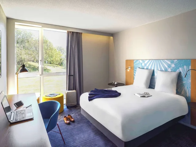 Classic, Double Bed, Mercure Lille Aeroport 3/10