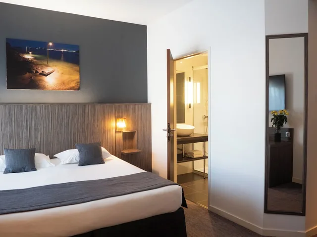 غرفة بريفيليج بسرير مزدوج بشرفة، Mercure Saint Malo Balmoral 3/10