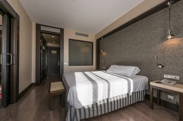غرفة قياسية بسريرين منفصلين، Mercader Hotel 2/8