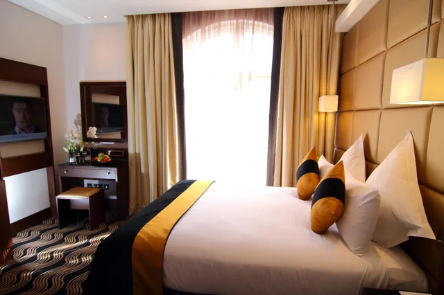 غرفة بسرير كوين، Montcalm Piccadilly Townhouse, London West End 3/8