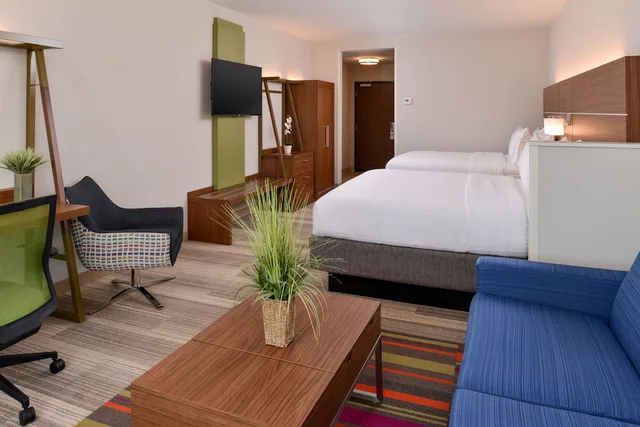 جناح بسريرين كوين لذوي الإعاقة، Holiday Inn Express And Suites Salem 4/7