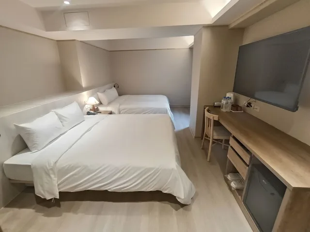 Classic, Quadruple, 2 King Beds, Jing Jing Holiday Hotel 5/7