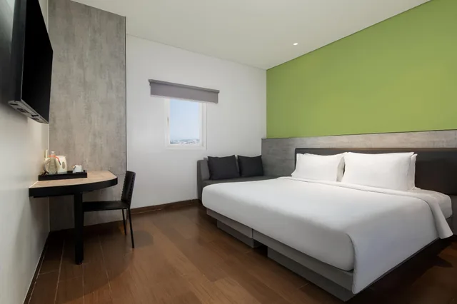 Smart Room Hollywood, Amaris Hotel Pakuan Bogor 1/2