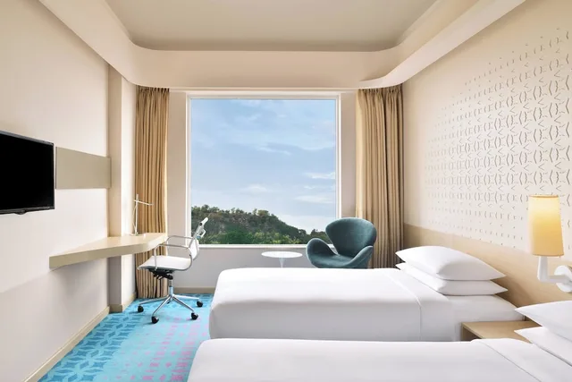 غرفة ديلوكس بسريرين منفصلين بإطلالة على المدينة، Fairfield By Marriott Hyderabad Gachibowli 3/6