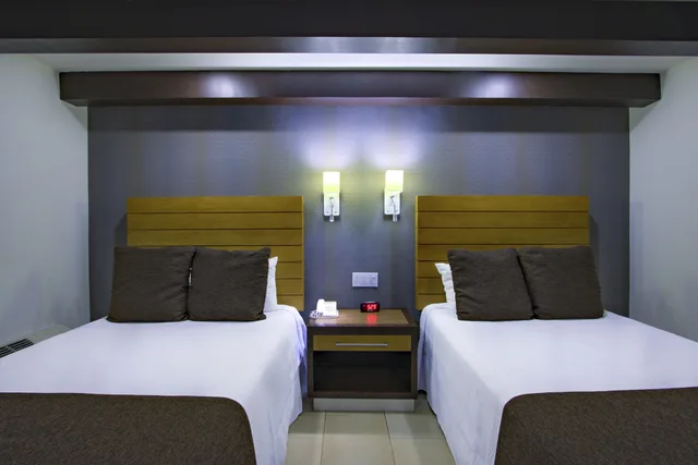 غرفة قياسية بسريرين مزدوجين، Hotel La Pinta 4/7
