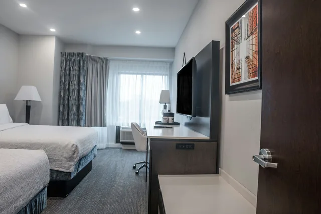 Conference, Suite, 2 Queen Beds، Hampton Inn Suites Fairfield 1/3