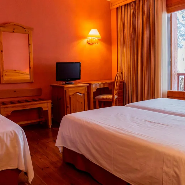 غرفة قياسية ثلاثية، Rvhotels Orri 6/9