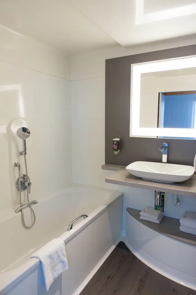 غرفة قياسية بسريرين منفصلين، Ibis Styles Lille Aeroport 10/10
