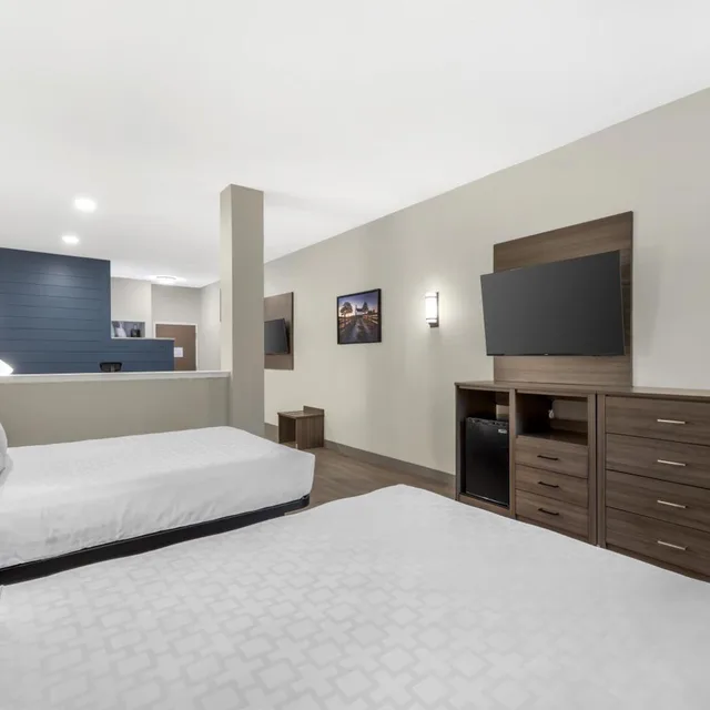 جناح بسريرين كوين مع أريكة، Best Western Plus Revere Inn & Suites 2/7