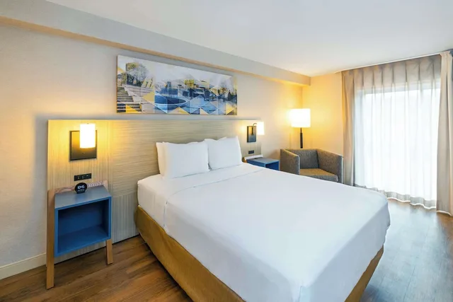 غرفة بسرير كينج مع أريكة، Comfort Inn Corner Brook 3/10