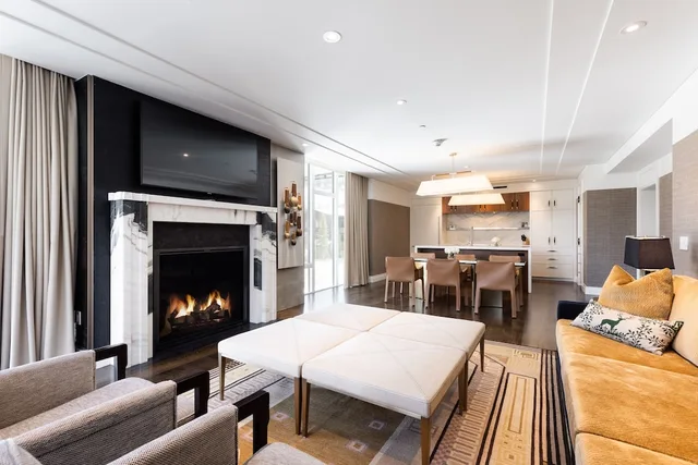 غرفة بسرير كينج وسريرين كوين، Goldener Hirsch, Auberge Resorts Collection 6/10