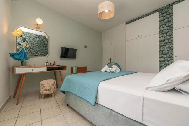 شقة اقتصادية بسرير كوين بغرفة نوم واحدة مع أريكة، Villa Daizy 2/10
