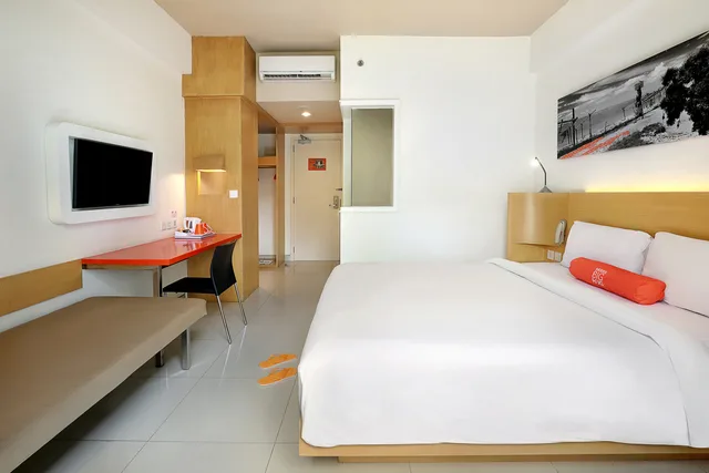 غرفة قياسية بسرير مزدوج أو سريرين منفصلين، HARRIS Hotel Kuta Tuban 1/5