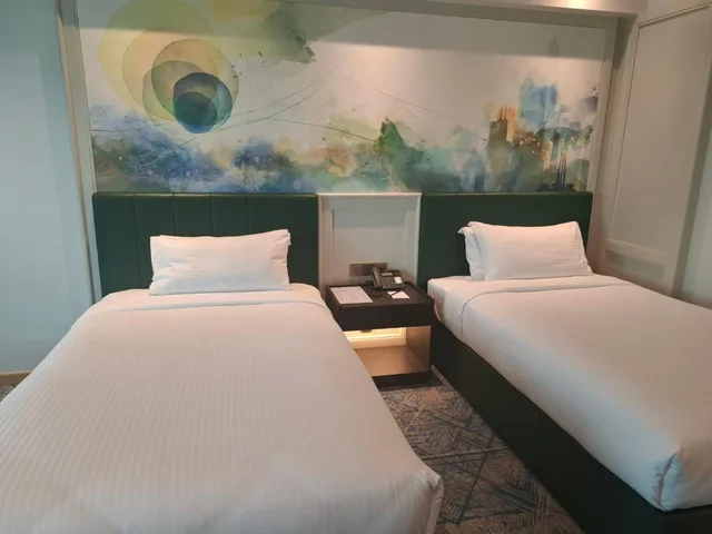 غرفة بريميوم ديلوكس بسريرين مزدوجين، The Heritage Hotel Manila 8/9