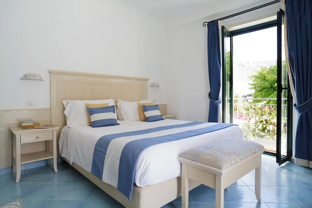 جناح عائلي جونيور بسرير كينج بإطلالة على الحديقة، Aurora Hotel & Suites Sul Mare 2/7